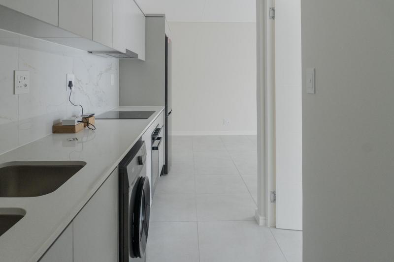 To Let 1 Bedroom Property for Rent in Sandown Western Cape